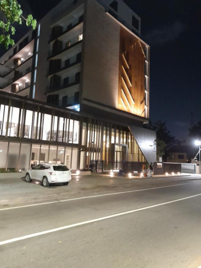 The Lennox D-Plus Apartments アクラ エクステリア 写真