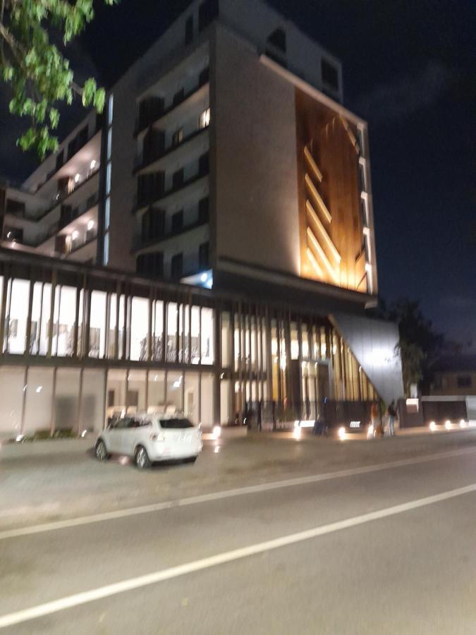 The Lennox D-Plus Apartments アクラ エクステリア 写真
