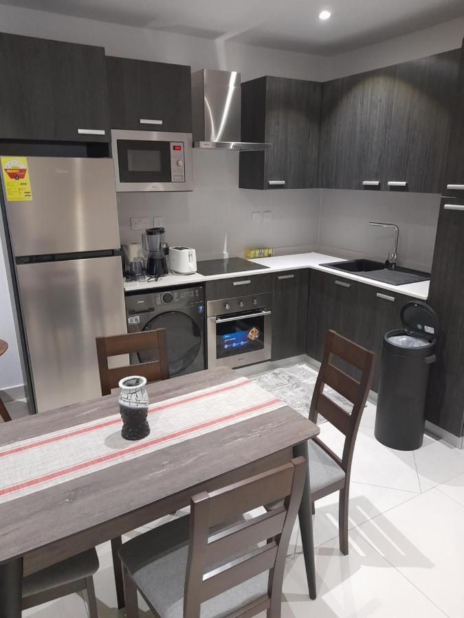 The Lennox D-Plus Apartments アクラ エクステリア 写真